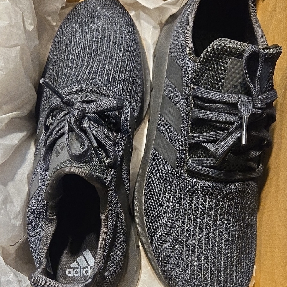 Adidas Black Sneakers with Knit Upper and Cushioned Sole